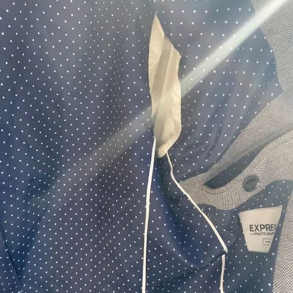 Express: Man's Blazer -Gray/Black